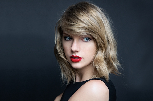 Do No Reuse Taylor Swift The Beat Bb36 Sarah Barlow Billboard 650