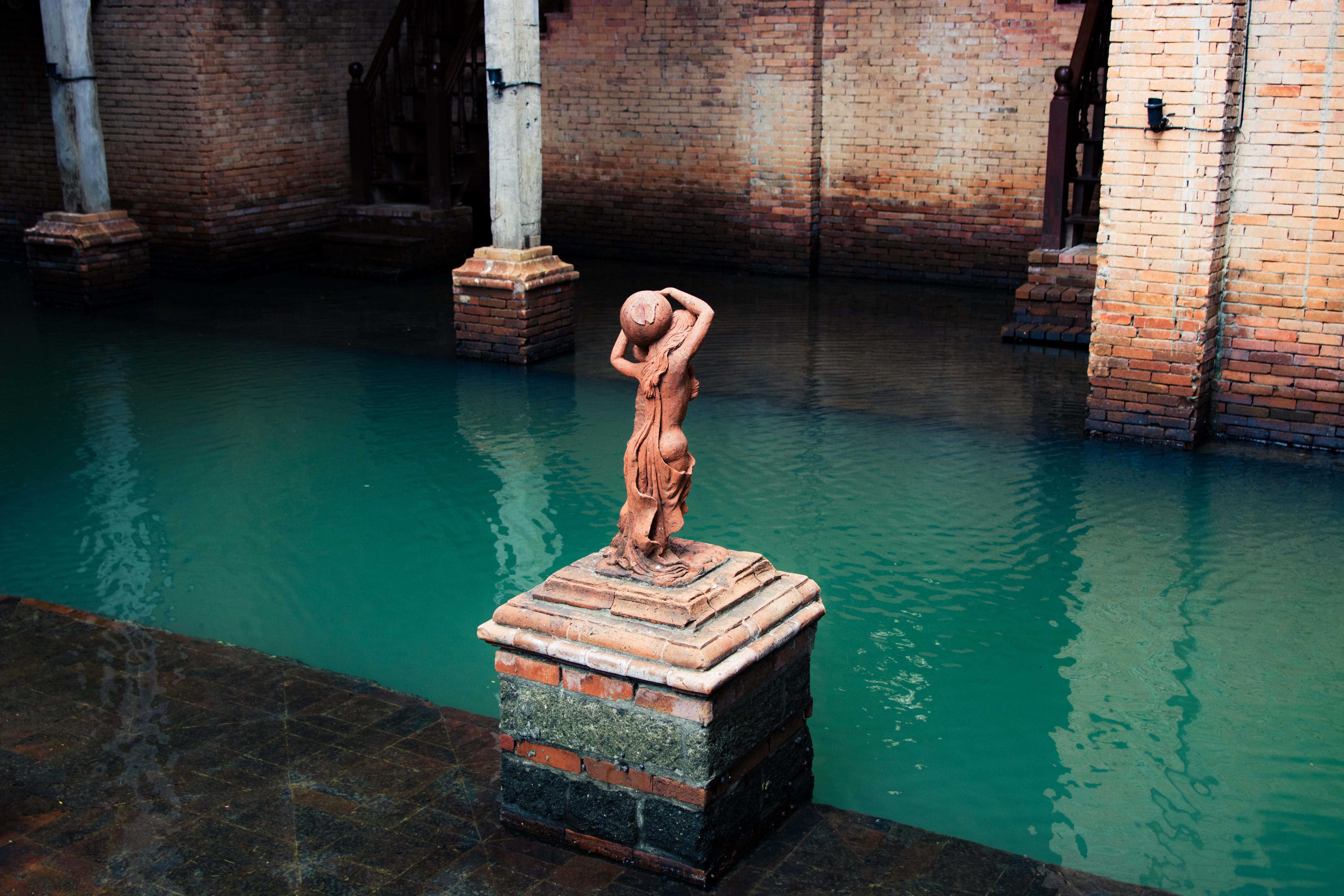 Cover Photo By Mac Ypon And Lourde Unas